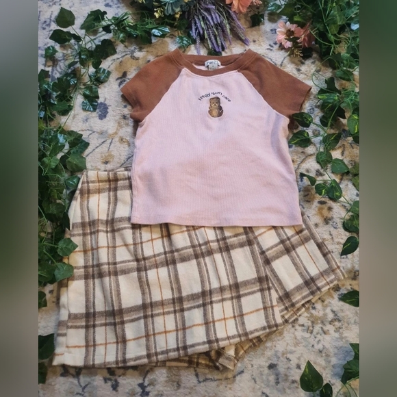 Y2K/Academia outfit ✨️ - Picture 1 of 7